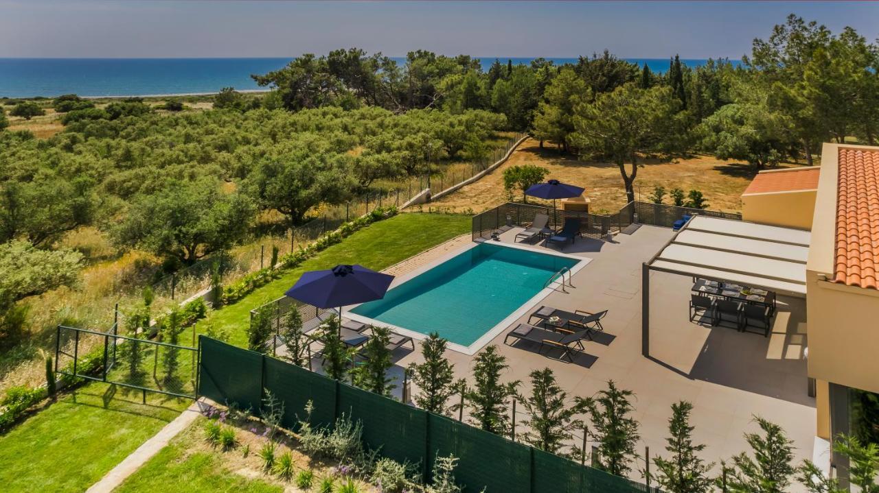 Sound Of Sea Villas Lixouri Exterior photo